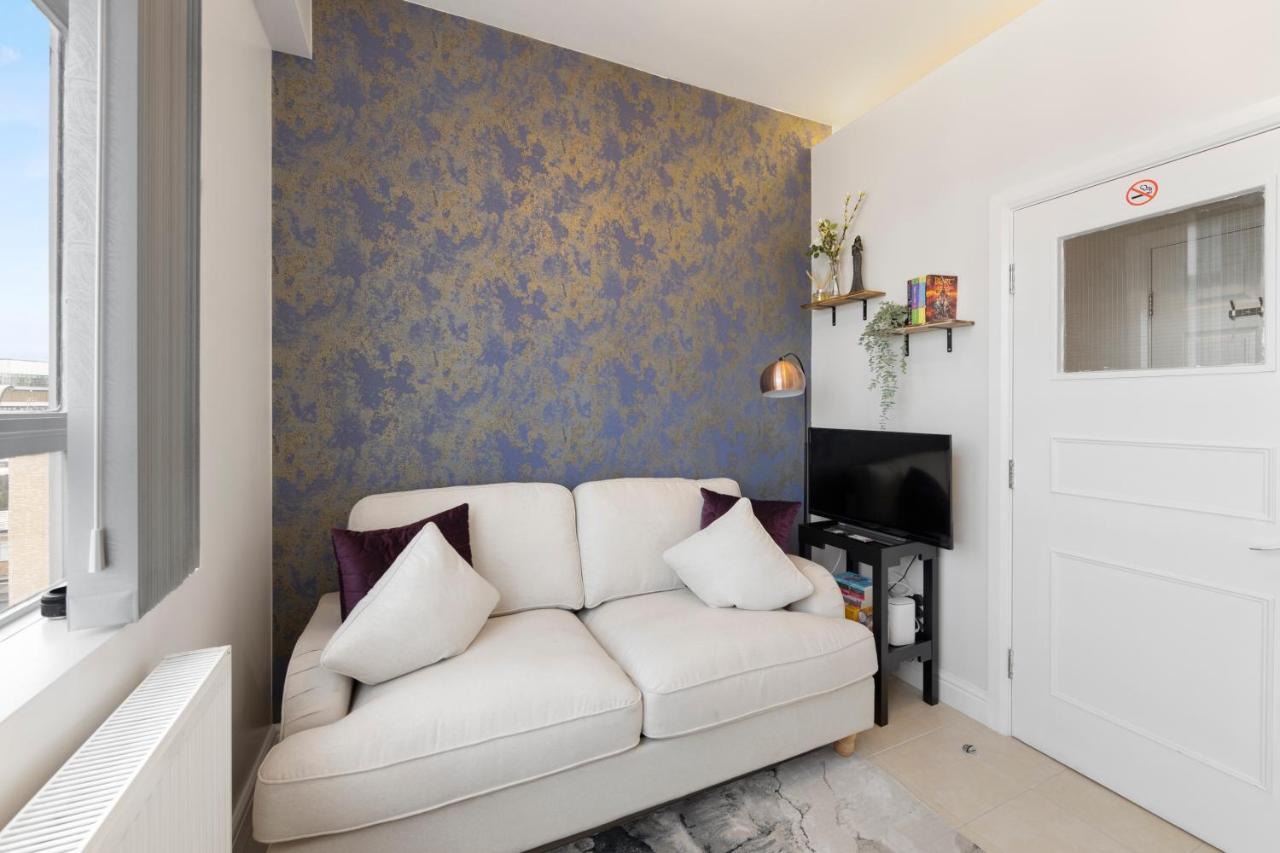Central Located In City Of - Farringdon Station Londra