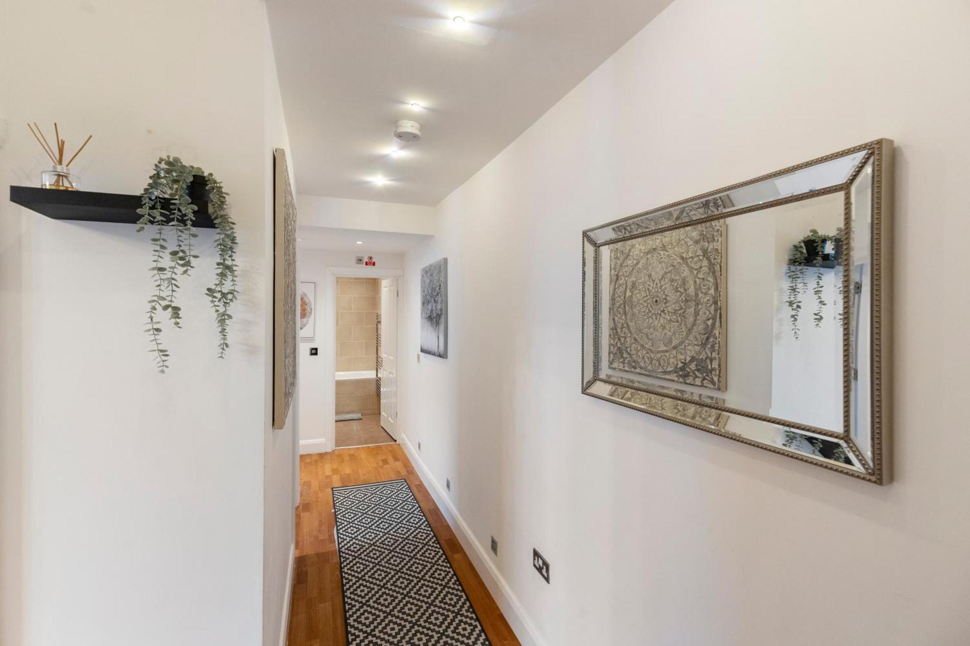 Central Located In City Of - Farringdon Station Londra