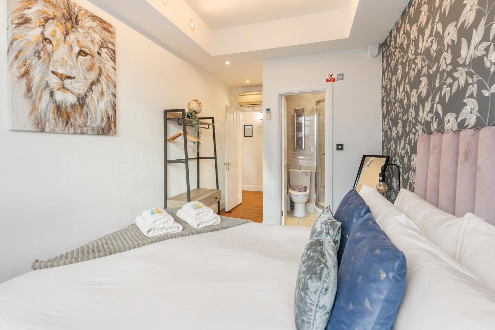 Central Located In City Of - Farringdon Station Londra